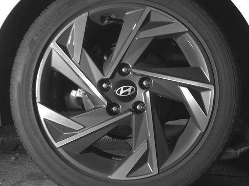 Used 2025 Hyundai Elantra SEL FWD image 15