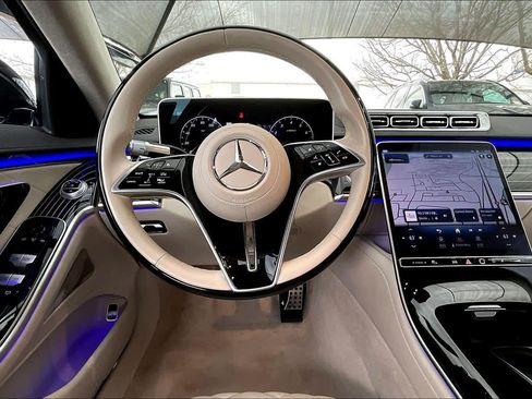 Used 2022 Mercedes-Benz S 580 4MATIC Sedan image 6