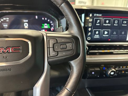 Used 2022 GMC Sierra 1500 SLT AWD/4WD image 19