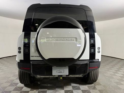 New 2026 Land Rover Defender 110 S AWD/4WD image 7