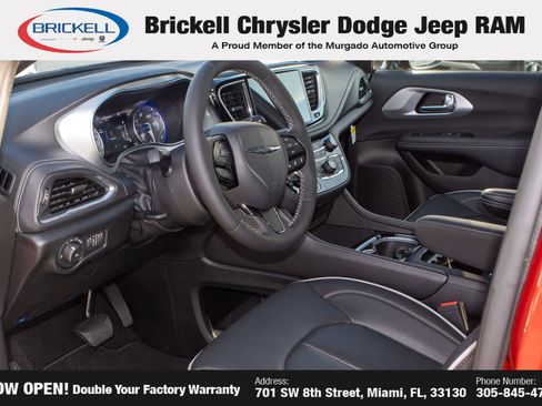 New 2026 Chrysler Pacifica Limited w/ S Appearance Package image 14