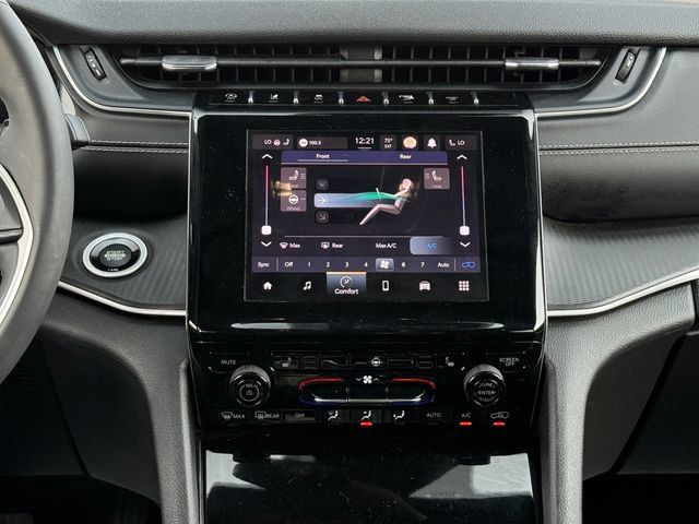 Used 2023 Jeep Grand Cherokee L Laredo AWD/4WD image 13