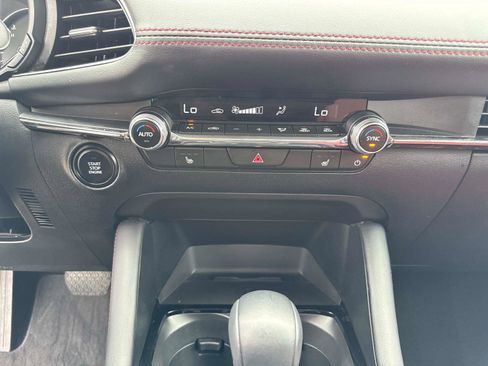 Certified 2025 MAZDA MAZDA3 s image 24