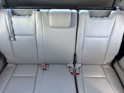 Used 2018 Toyota Highlander XLE image 22