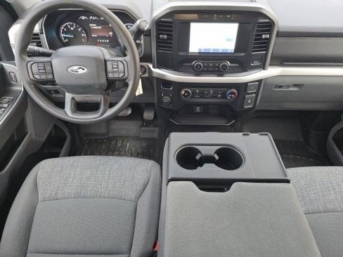 Used 2022 Ford F150 XLT image 5