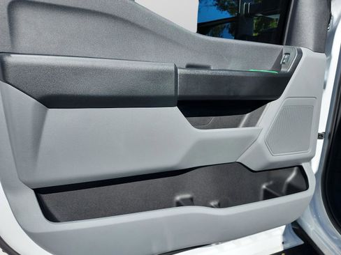 New 2026 Ford F250 XL w/ F-250 >10K GVWR Package image 15