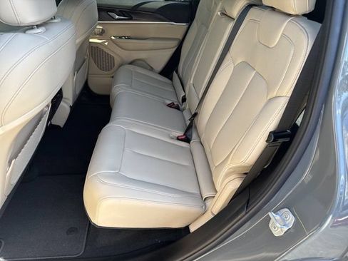 New 2027 Jeep Grand Cherokee Limited AWD/4WD image 21