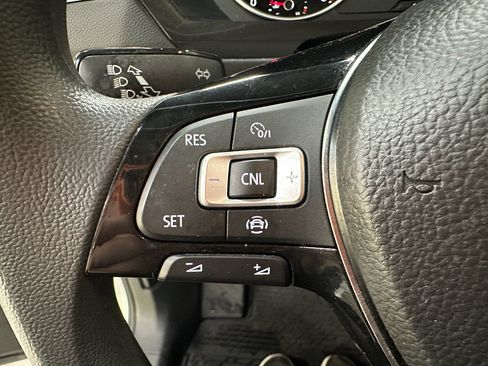 Used 2019 Volkswagen Tiguan S w/ Driver Assistance Package FWD image 33