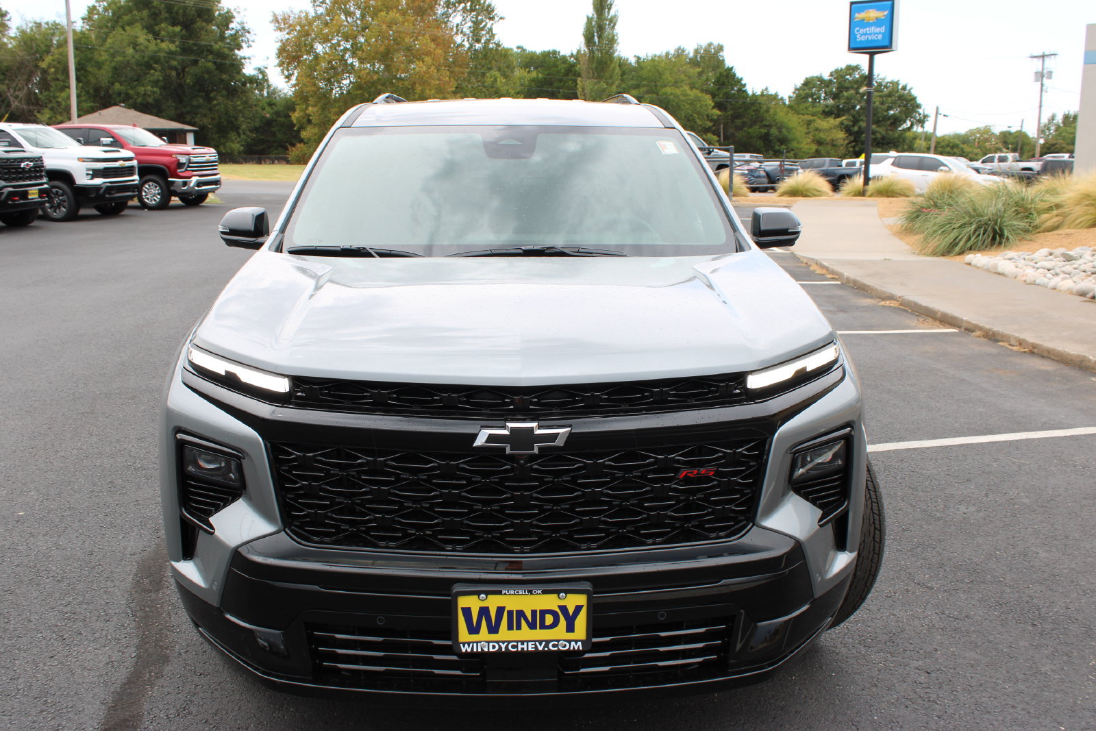 New 2026 Chevrolet Traverse RS w/ LPO, Floor Liner Package FWD image 3