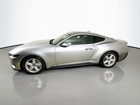 New 2026 Ford Mustang Coupe image 4