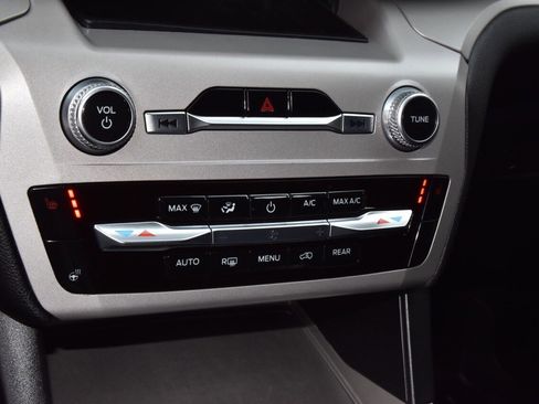 Used 2023 Ford Explorer XLT w/ Equipment Group 202A image 30