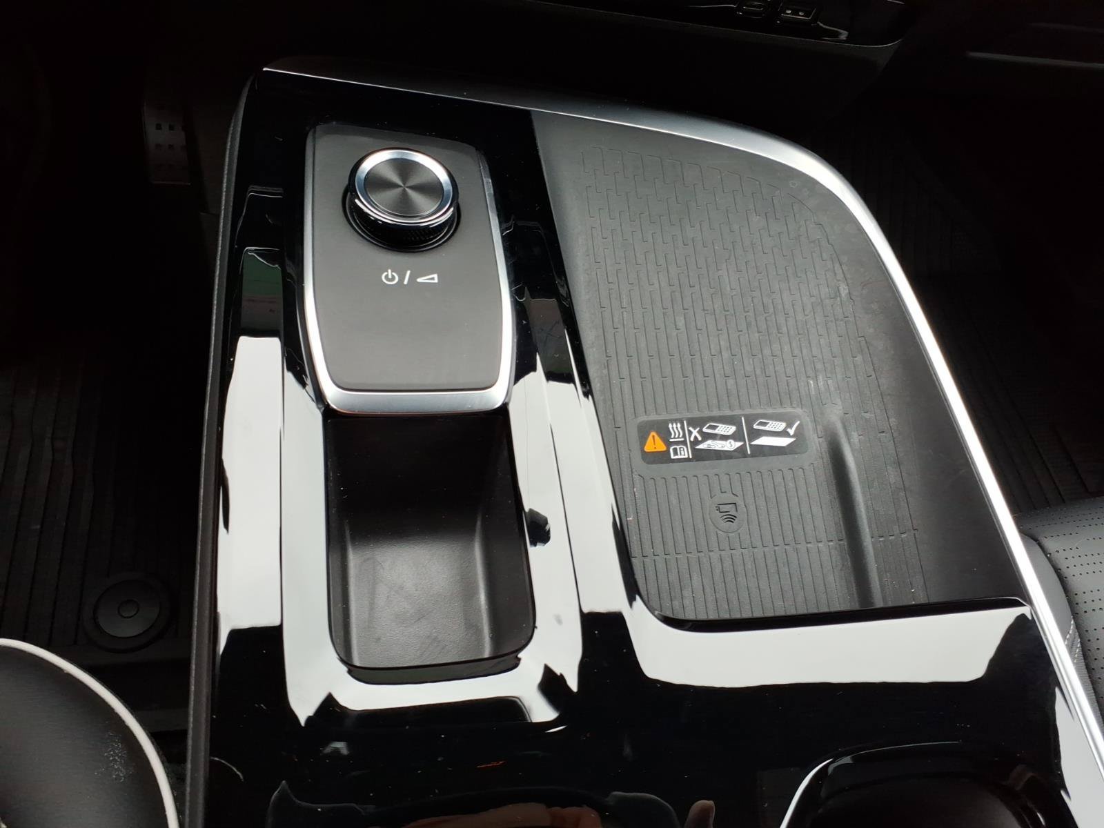 Used 2025 Buick Enclave Sport Touring FWD image 24