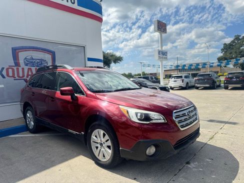 Used 2017 Subaru Outback 2.5i Premium w/ Popular Package #2 AWD/4WD image 18