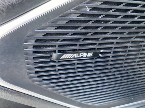 Used 2024 Jeep Wagoneer L Series II w/ Flexible Seating Group AWD/4WD image 13