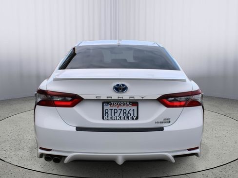 Used 2022 Toyota Camry SE image 7