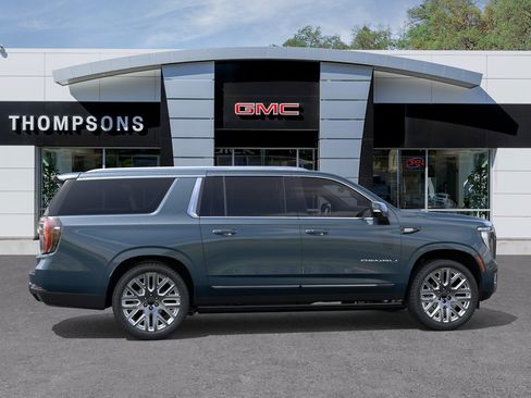 New 2026 GMC Yukon XL Denali Ultimate w/ LPO, Illumination Package AWD/4WD image 3