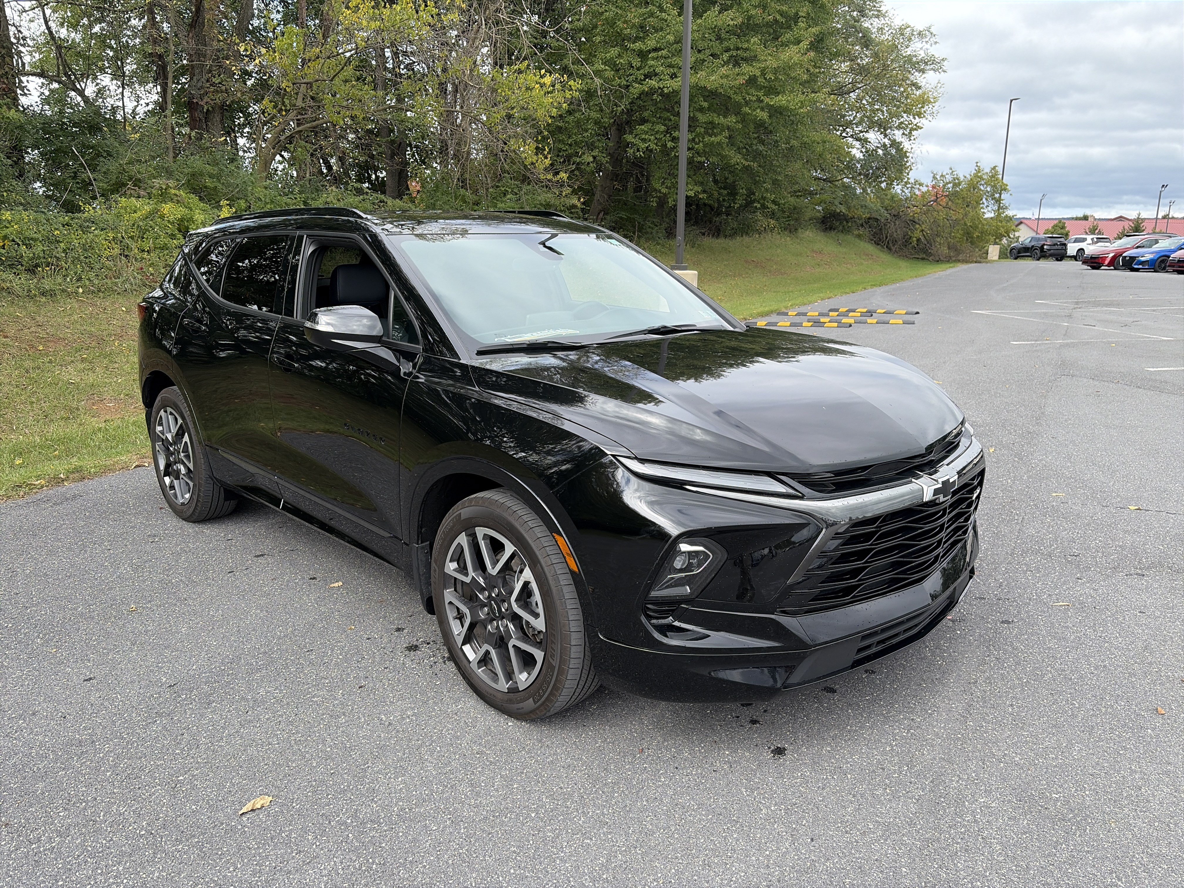 Used 2023 Chevrolet Blazer RS w/ Enhanced Convenience Package AWD/4WD image 3