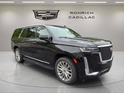 Certified 2023 Cadillac Escalade ESV Premium Luxury AWD/4WD image 4