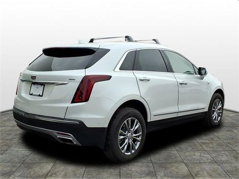Certified 2023 Cadillac XT5 Premium Luxury w/ Technology Package image 5