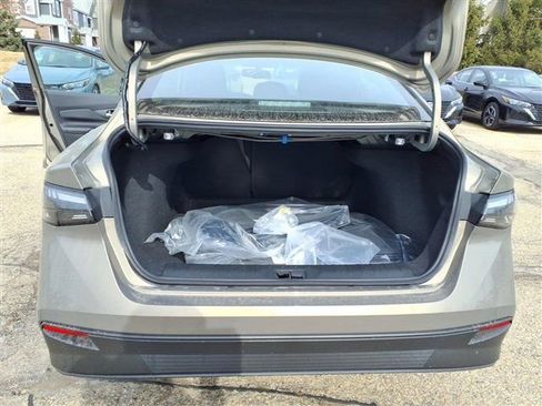 New 2026 Nissan Sentra SV image 9