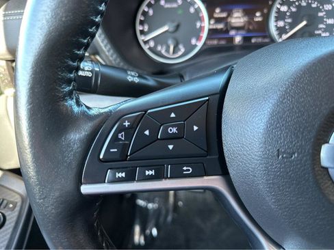 Used 2022 Nissan Sentra SV w/ All-Weather Package image 21