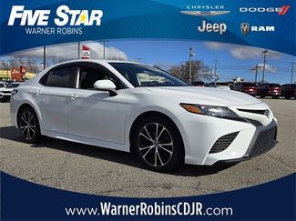 Used 2020 Toyota Camry SE video 1