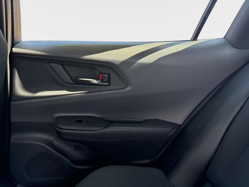 New 2026 Toyota Prius LE FWD image 12