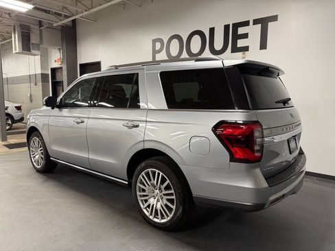 Used 2024 Ford Expedition Limited AWD/4WD image 6