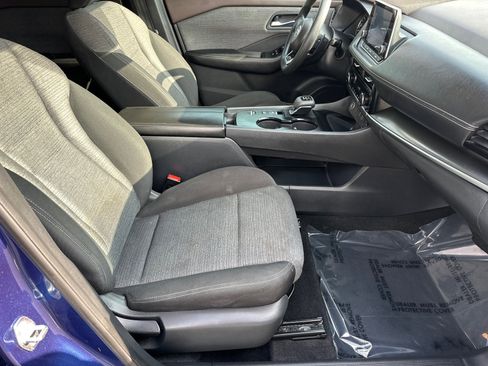 Certified 2021 Nissan Rogue SV image 13