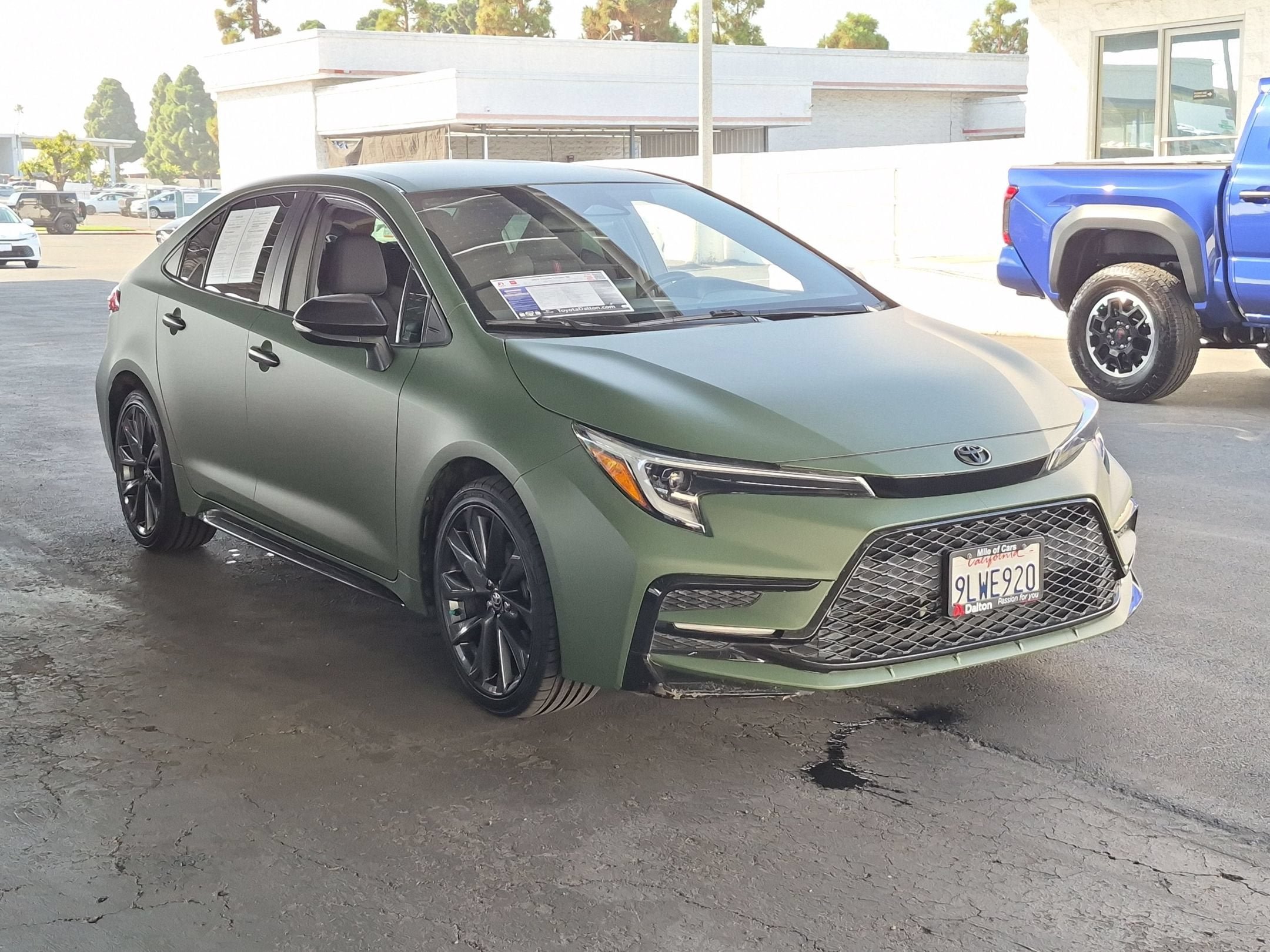 Used 2024 Toyota Corolla SE FWD image 2