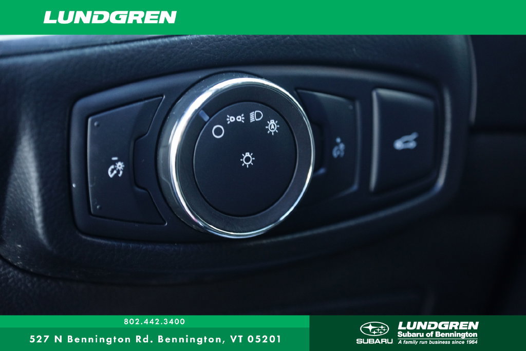 Used 2018 Ford Edge Titanium w/ Equipment Group 301A AWD/4WD image 14