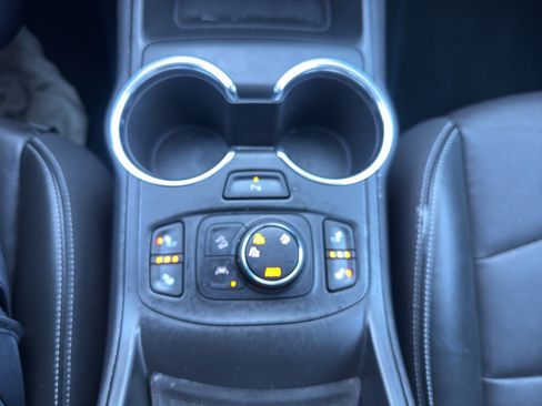 Certified 2022 GMC Terrain SLT w/ Tech Package image 35