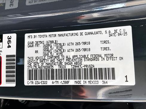 Used 2025 Toyota Tacoma TRD Pro AWD/4WD image 35