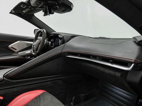 Used 2024 Chevrolet Corvette Z06 RWD image 63