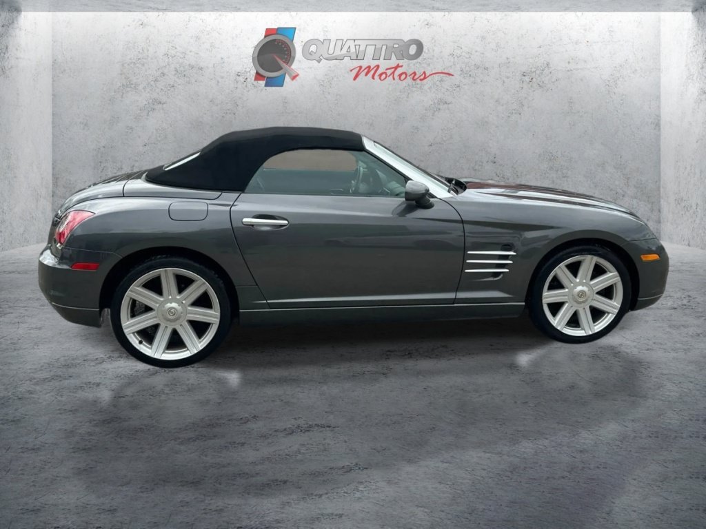 Used 2005 Chrysler Crossfire Limited RWD image 7