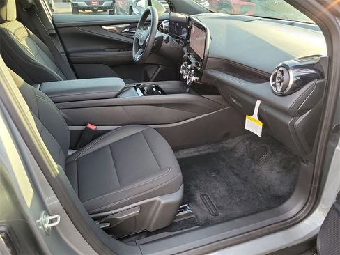 New 2026 Chevrolet Blazer EV LT image 14