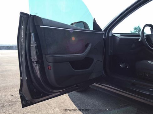 Used 2024 Tesla Model 3 Performance image 31