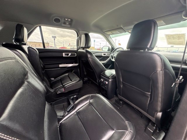 Used 2021 Ford Explorer XLT w/ Equipment Group 202A RWD image 19