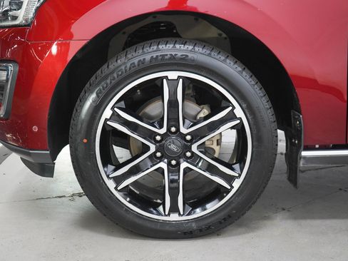 Used 2019 Ford Expedition Limited w/ Special Edition Package AWD/4WD image 30