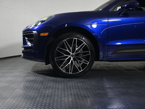 Certified 2026 Porsche Macan AWD/4WD image 31