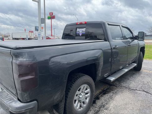Used 2016 Chevrolet Silverado 2500 High Country w/ Duramax Plus Package image 4
