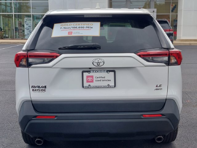 Certified 2022 Toyota RAV4 LE AWD/4WD image 42