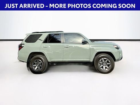 Used 2023 Toyota 4Runner TRD Off-Road Premium w/ Off Road Premium Plus Package AWD/4WD image 9