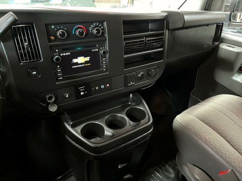 Used 2019 Chevrolet Express 2500 w/ Driver Convenience Package RWD image 15