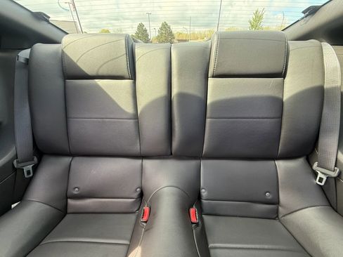 Used 2008 Ford Mustang Coupe RWD image 32