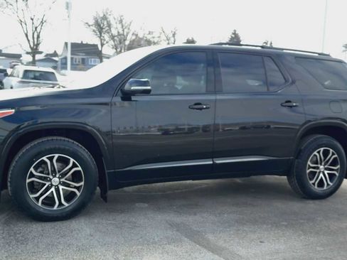 Certified 2018 Chevrolet Traverse Premier w/ Redline Edition image 6