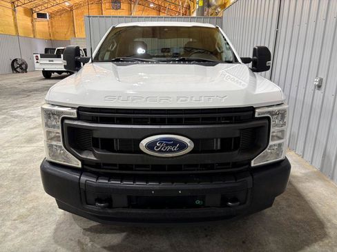 Used 2022 Ford F250 XL w/ Power Equipment Group image 7