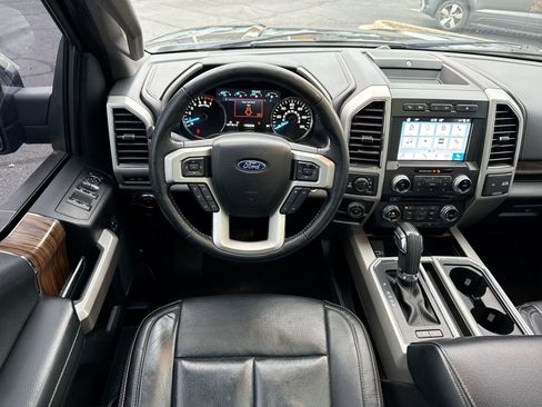 Used 2018 Ford F150 Lariat w/ Equipment Group 502A Luxury image 14
