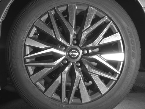 Used 2025 Nissan Altima 2.5 SV image 14