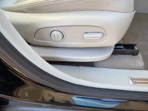 Used 2022 GMC Terrain Denali image 45